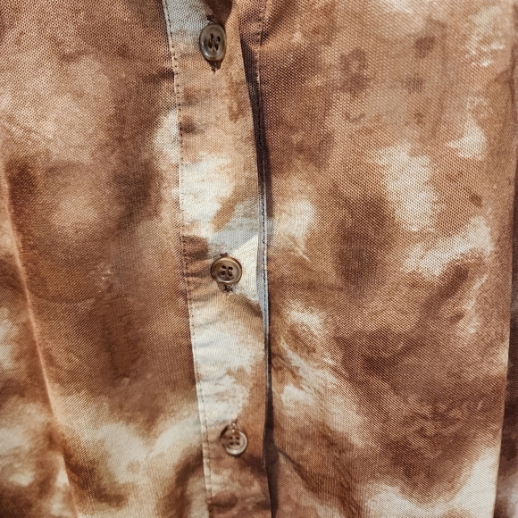 Forever 21 Women's Brown Tie Dye button Down shirt size S - Picture 3 of 9